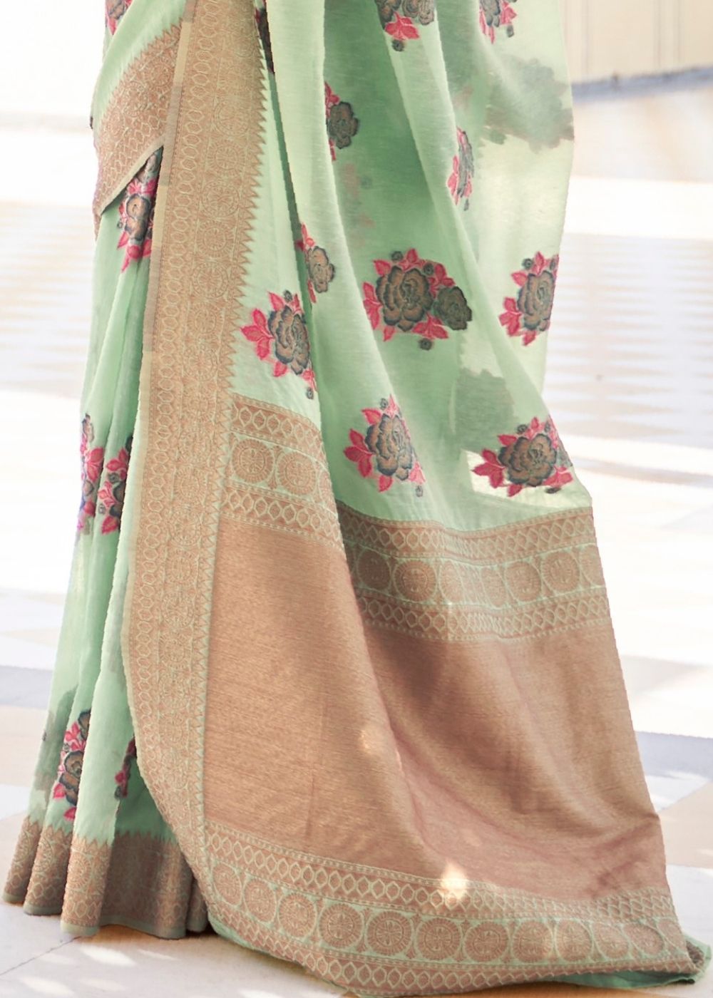 Pastel Green Linen Woven Silk Saree with Zari work on Border and Pallu