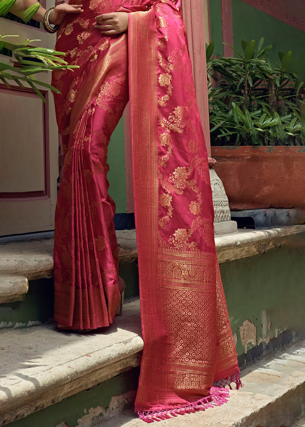 Raspberry Pink Woven Designer Satin Silk Saree