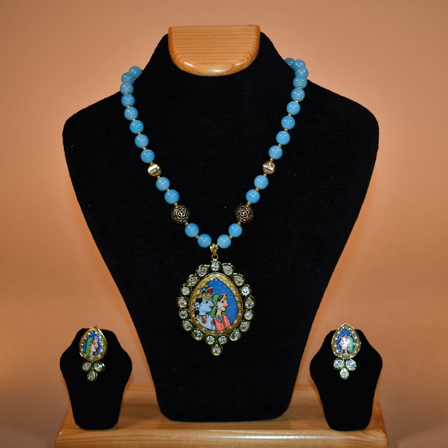 Heritage Blue Necklace Set