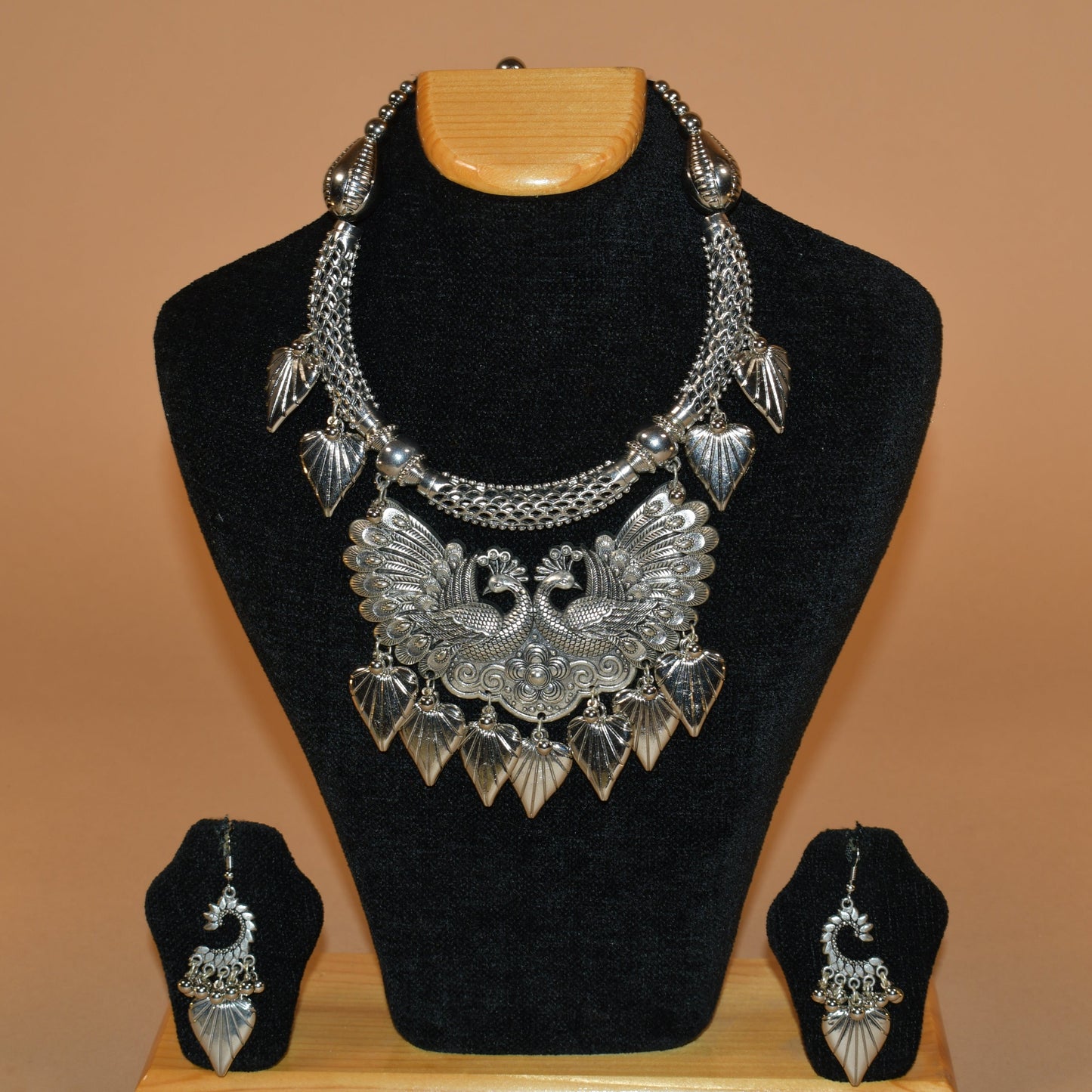 Peacock Themed Embellished Necklace Set