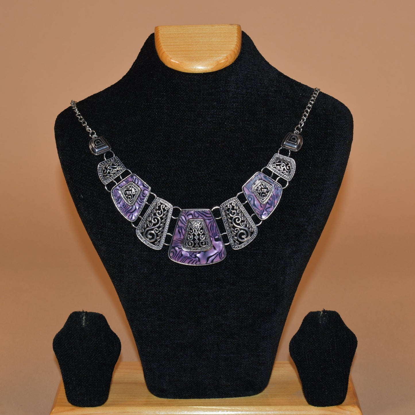 Shade of Purple Carved Necklace
