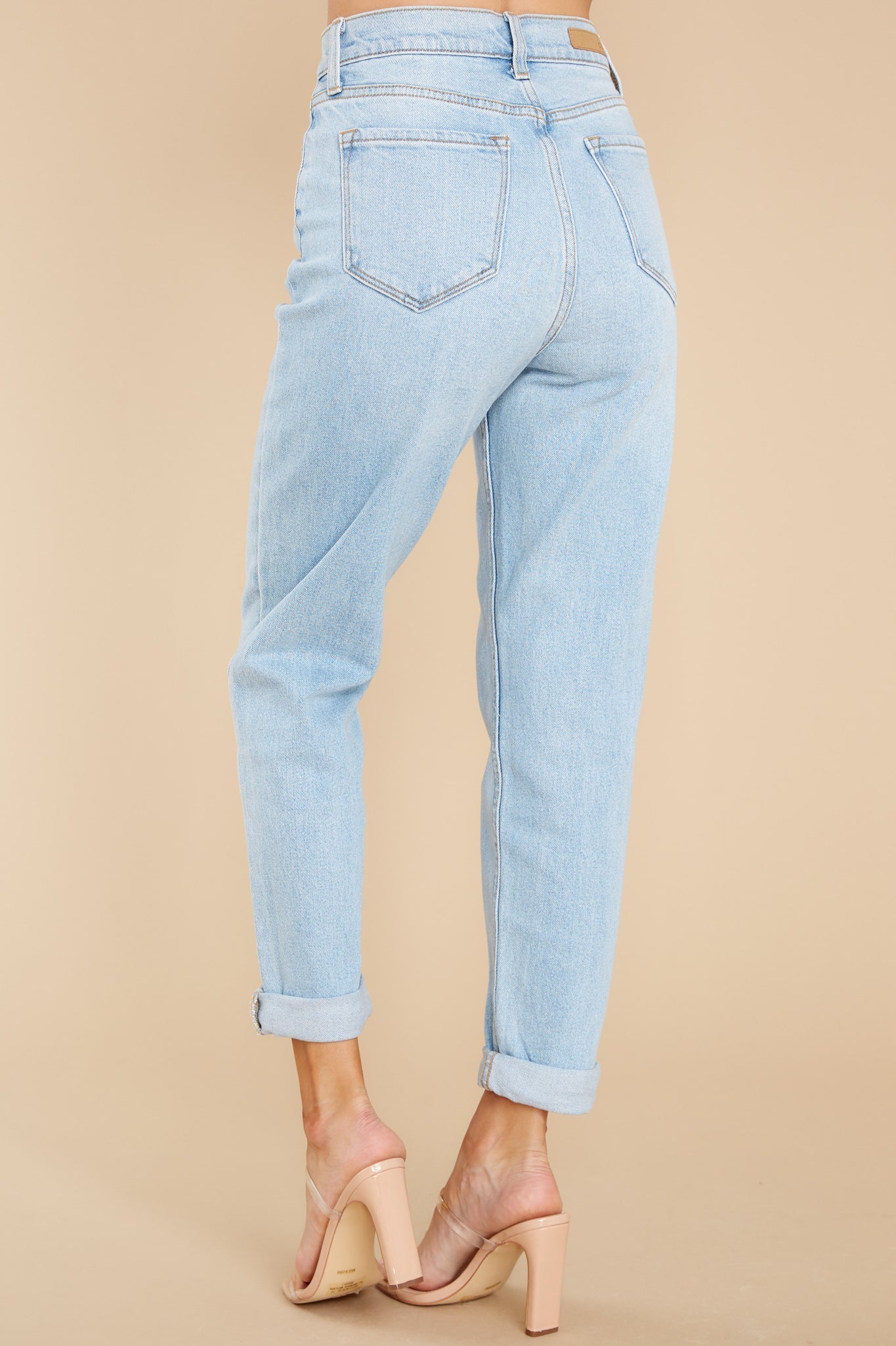 Every Weekend Light Wash Straight Jeans