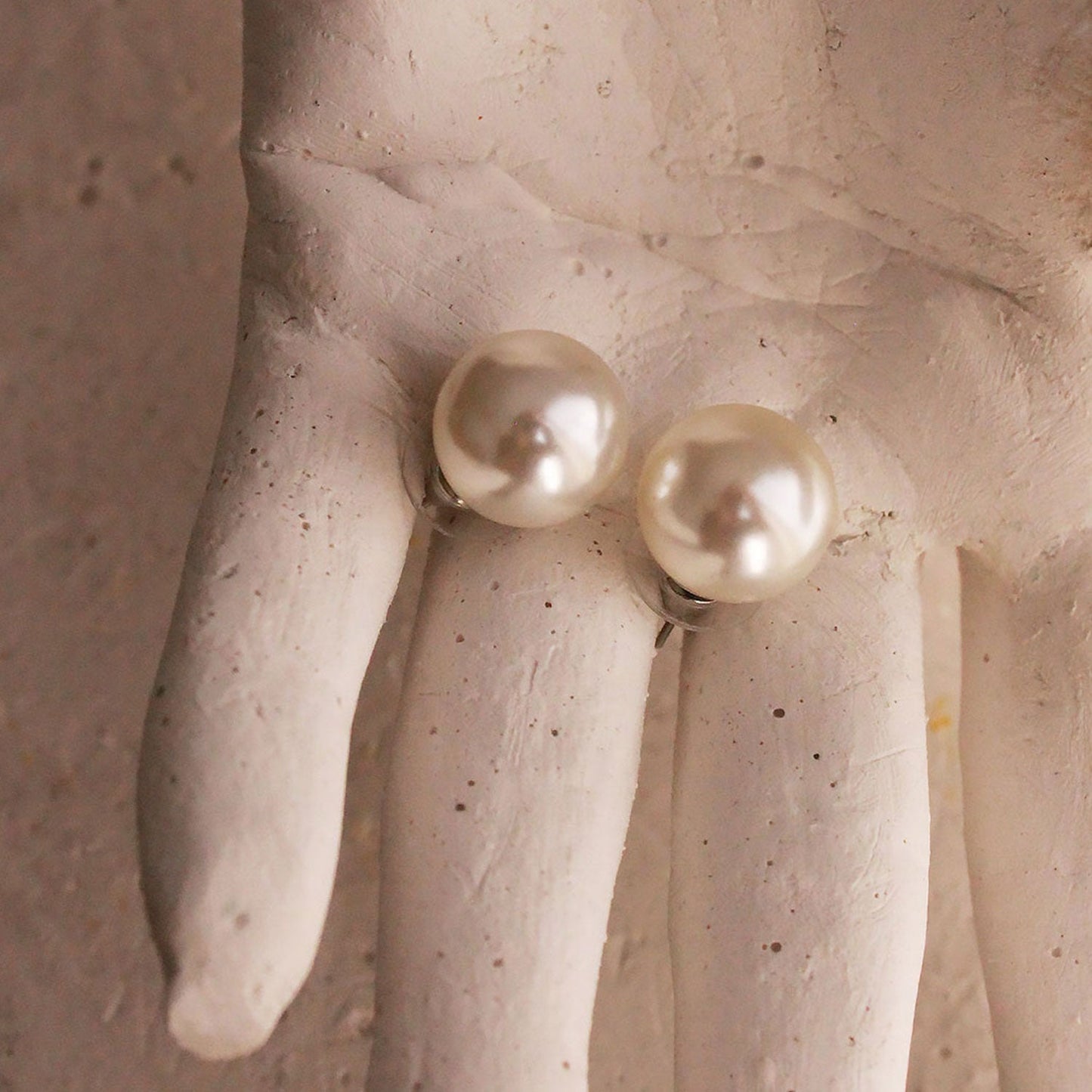Pearls and Tassels - Mother of Pearls