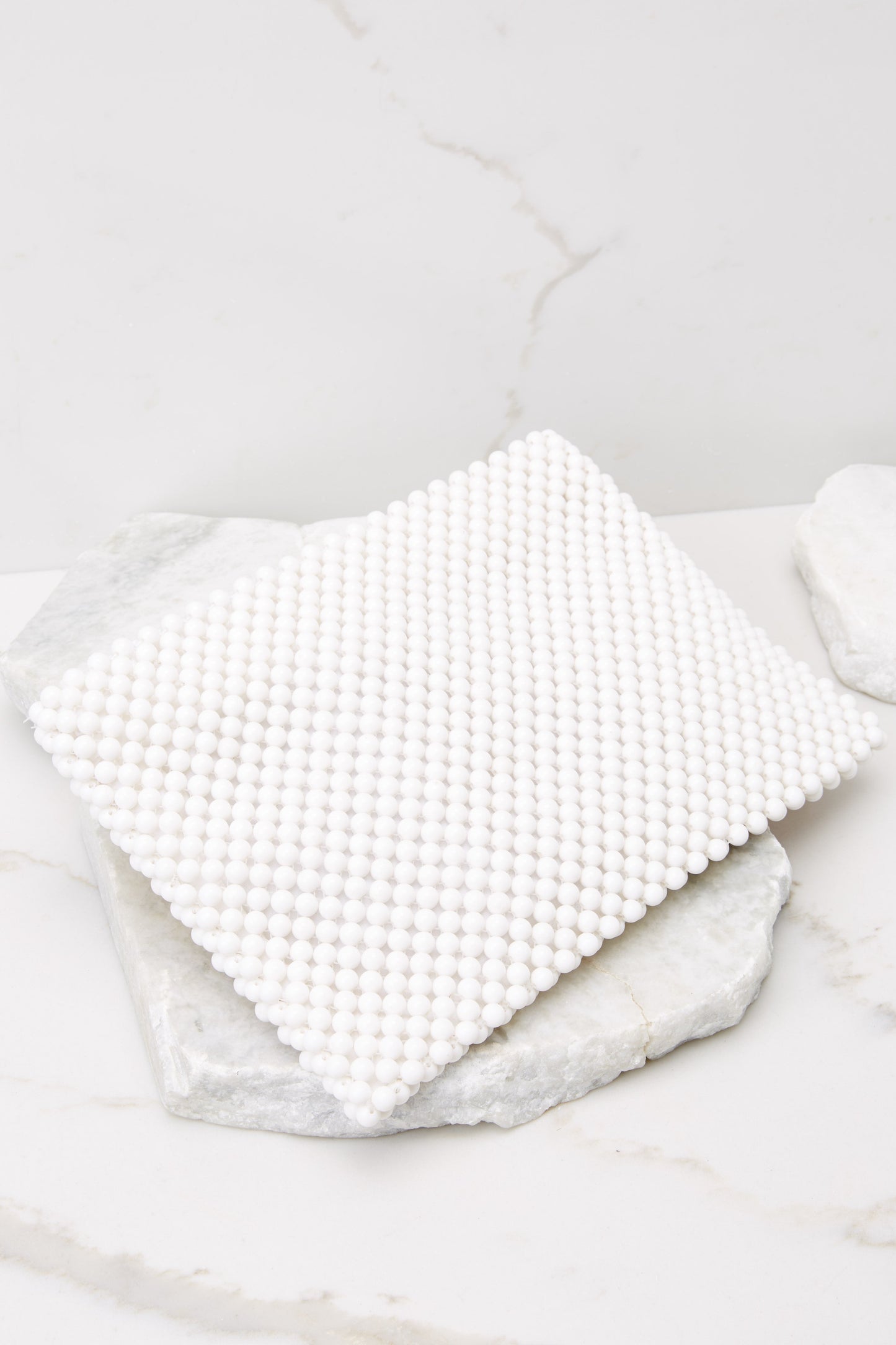 Heartwarming Welcome White Pouch