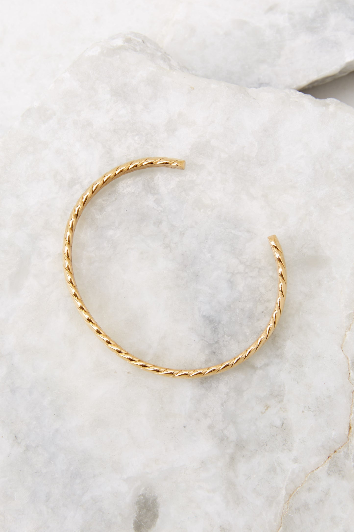 Lina Gold Chain Cuff