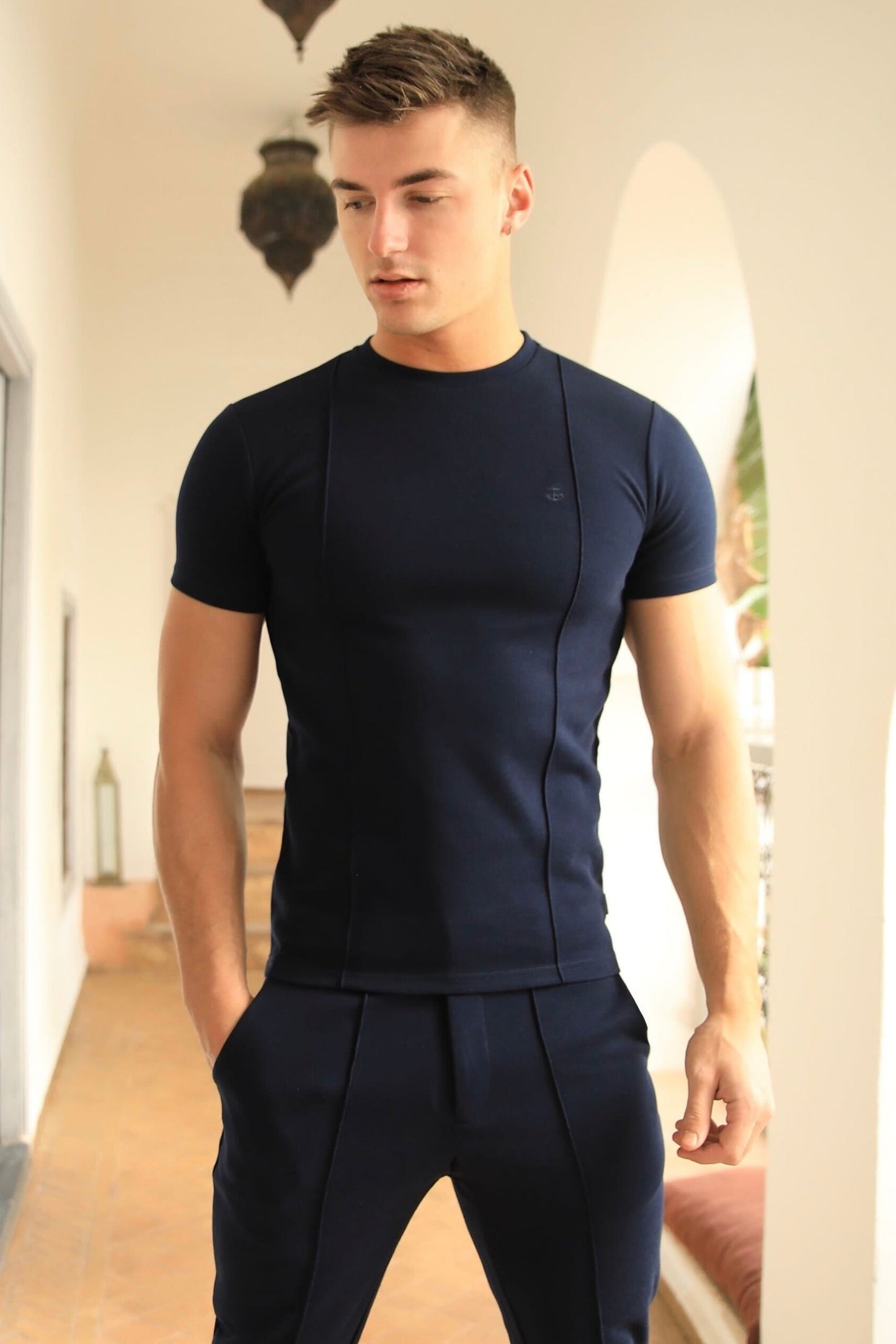 Amezri Seamline T-Shirt - Navy