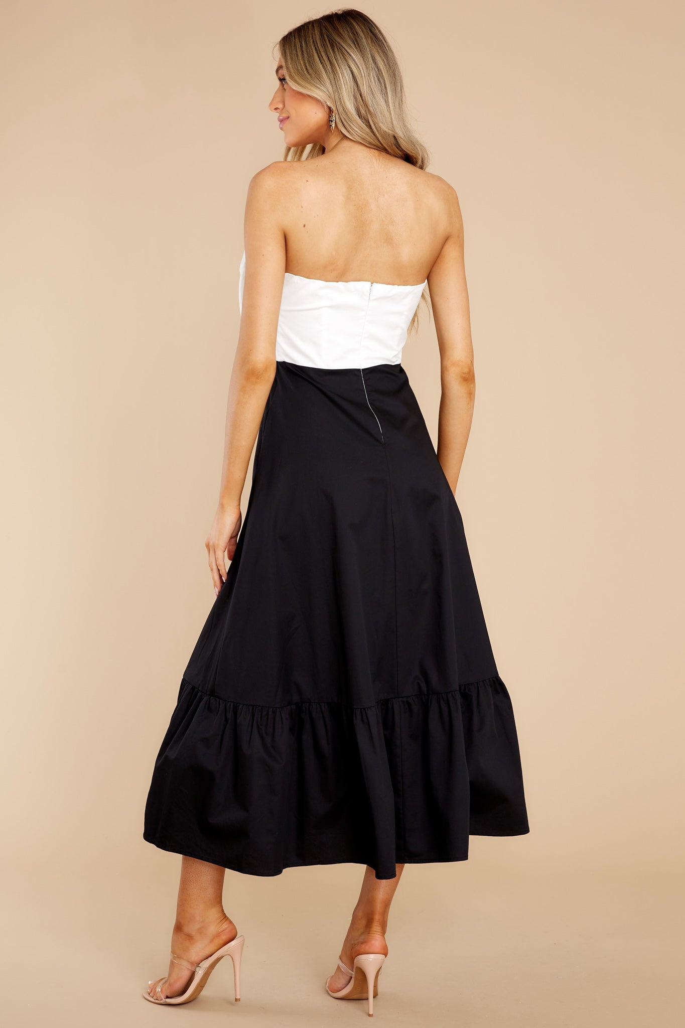 Classic Beauty White And Black Midi Dress