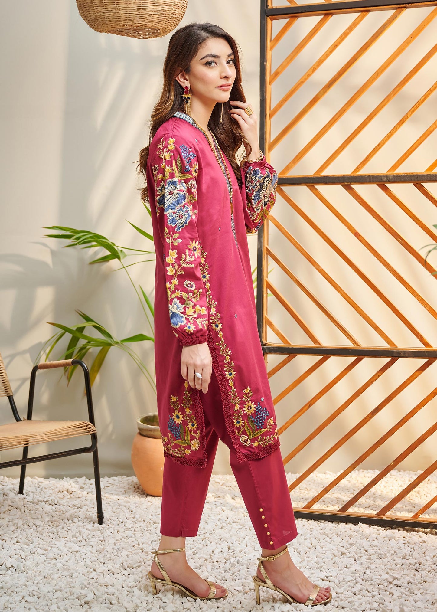 Dhanak - DC-2046 PINK 2PCS EMBROIDERED KURTA WITH TROUSER (US-LWH)