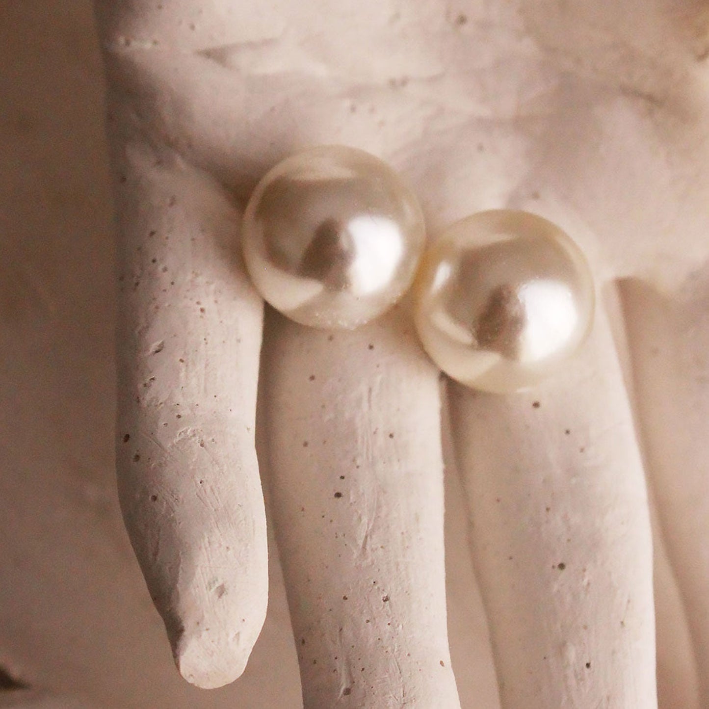 Pearls and Tassels - Oversized Pearls