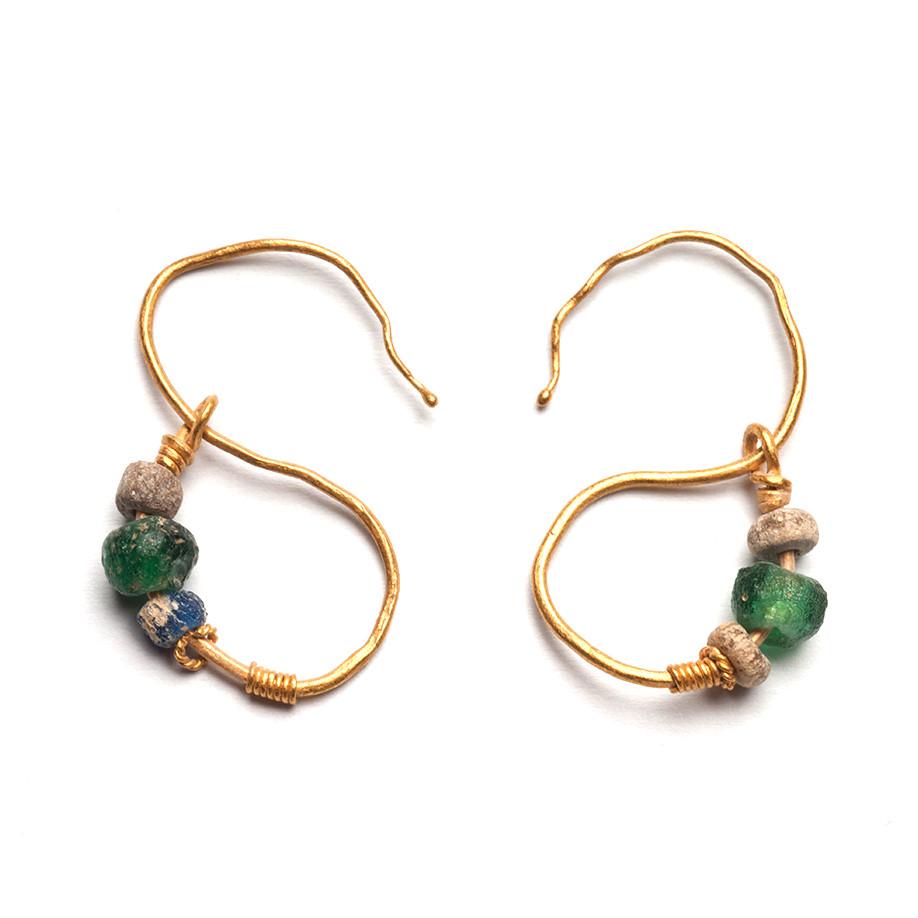 A pair of Egyptian Gold Earrings, Roman Period, ca. 1st Century BCE- 2nd Century CE