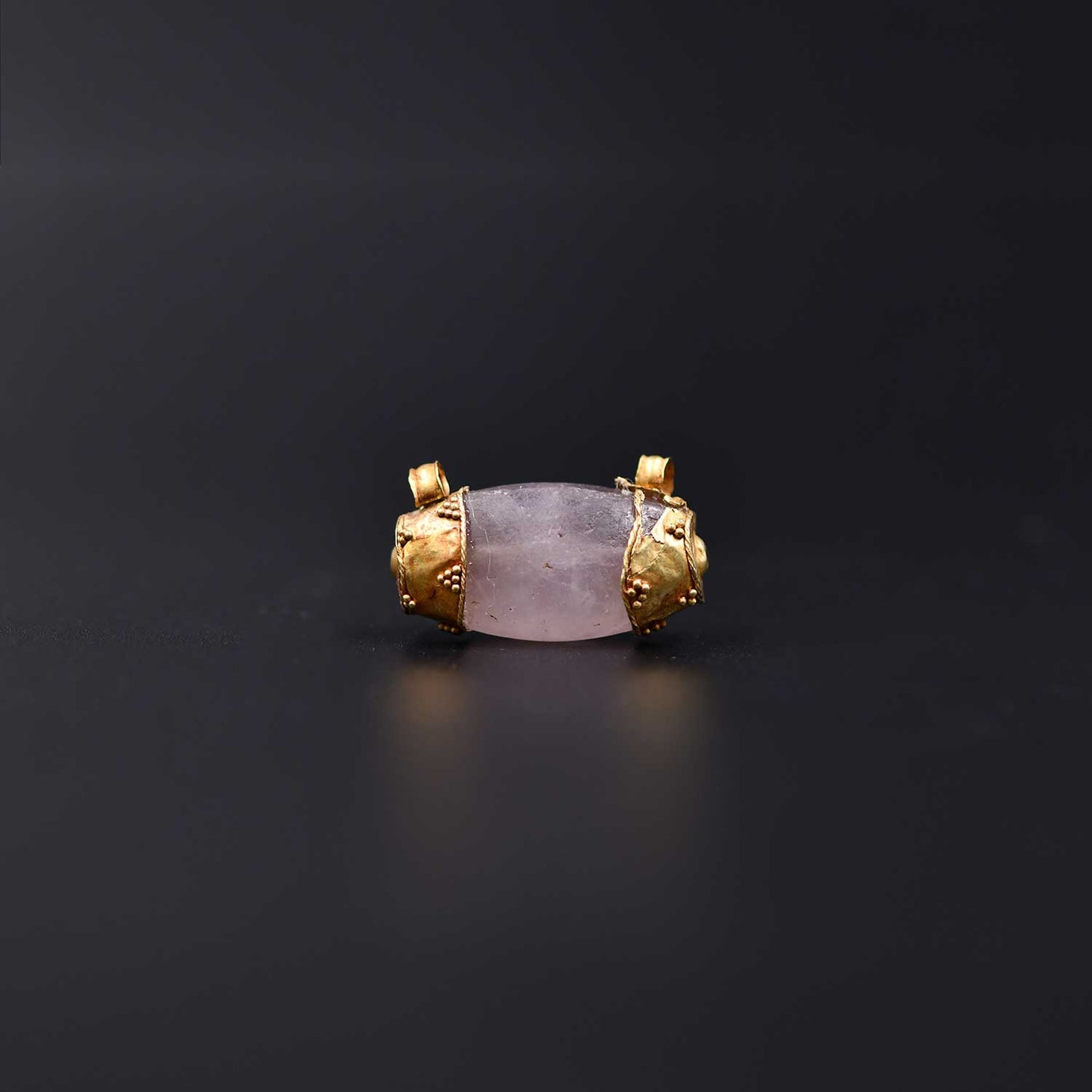 An East Greek Gold and Amethyst Pendant, Hellenistic Period, ca. 3rd - 1st century BCE