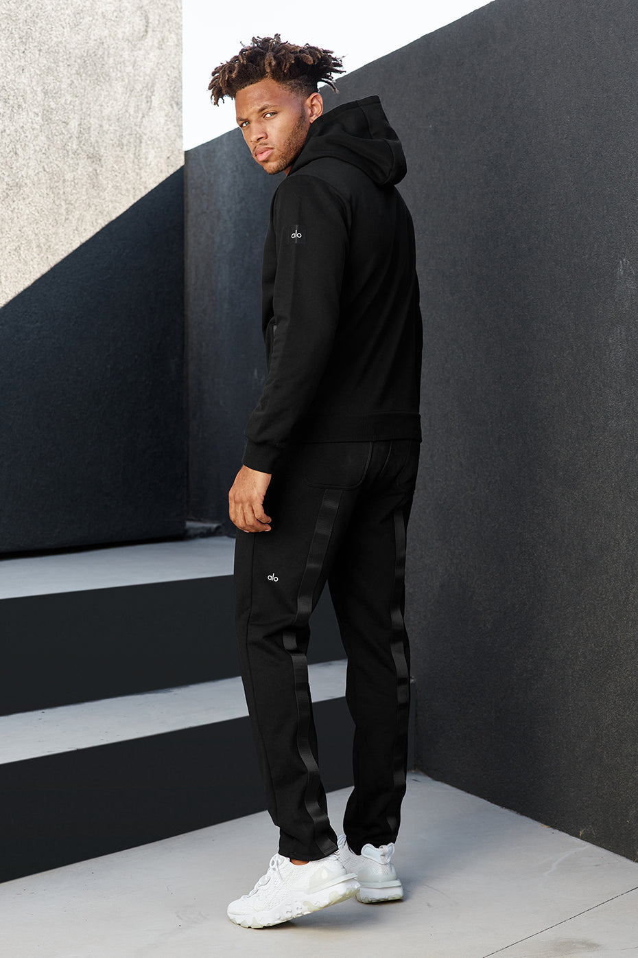 Nomadic Sweatpant - Black