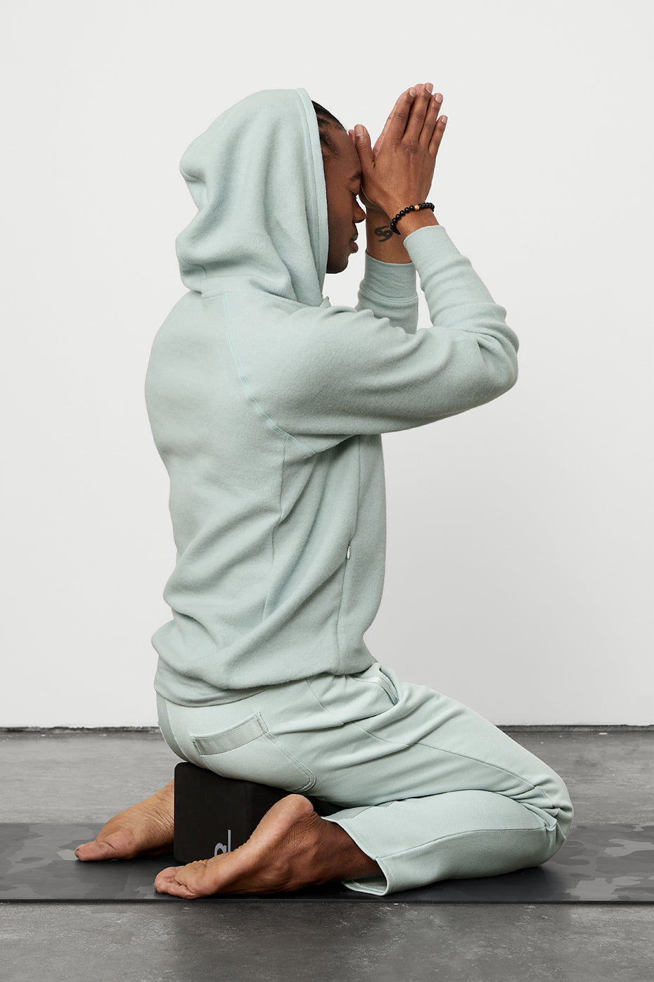 Nomadic Sweatpant - Chalk Blue