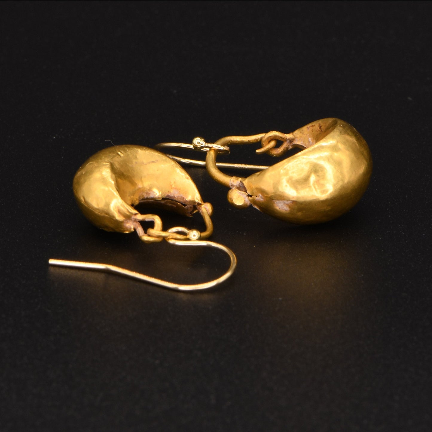 A Pair of Roman Gold Crescent Earrings, Roman Imperial Period, ca. 1st - 2nd century CE