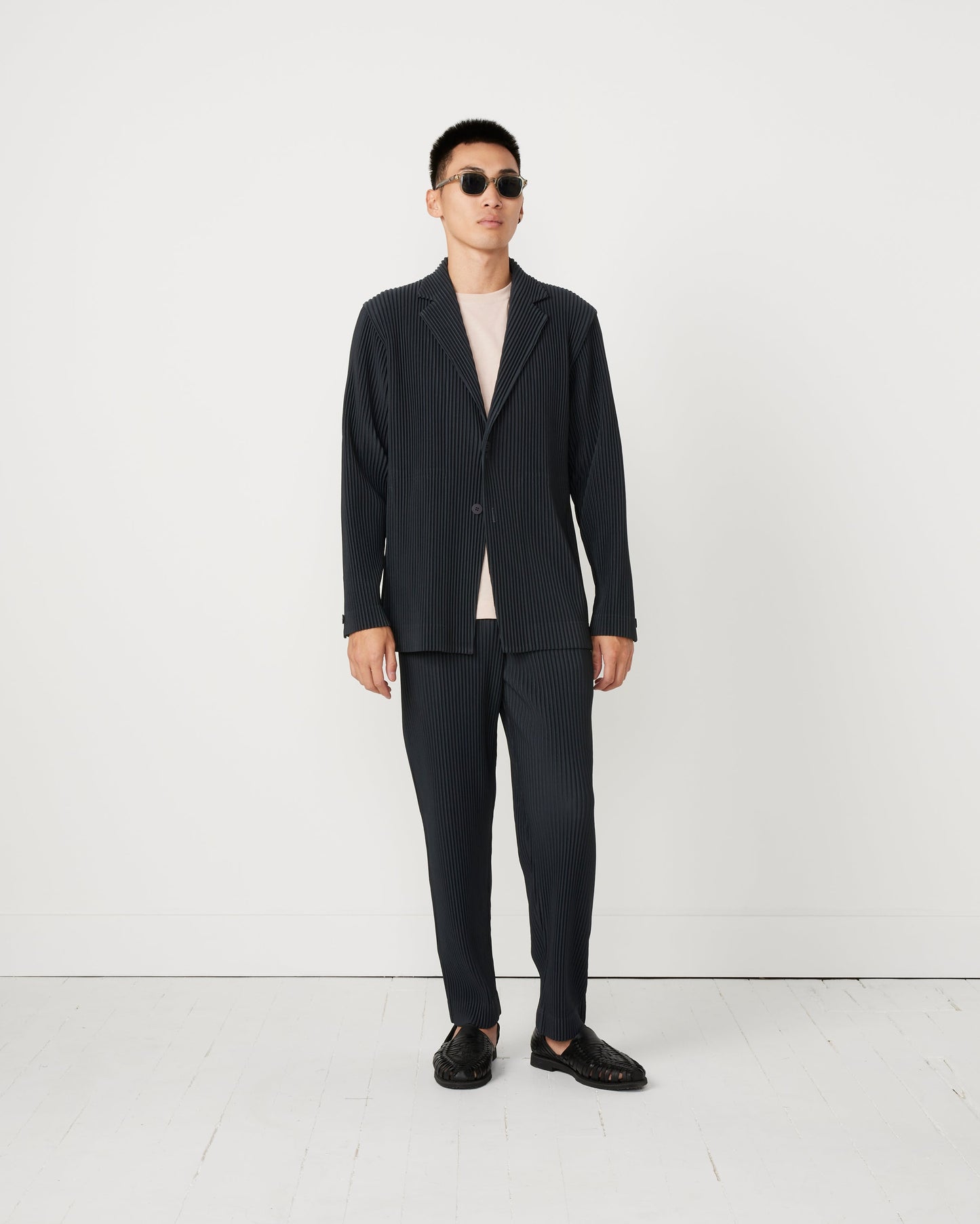 Tailored Pleats Blazer in Dark Grey
