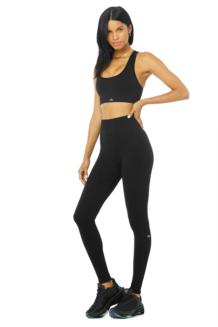 Seamless Ribbed Bra & Seamless High-Waist Ribbed Legging Set - Black