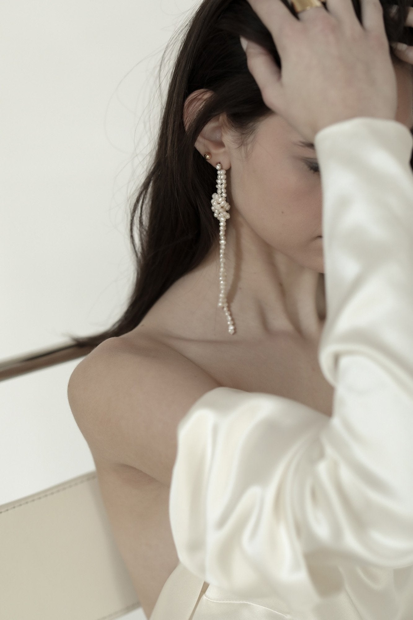 KNOTTED FRESHWATER PEARL STRANDS