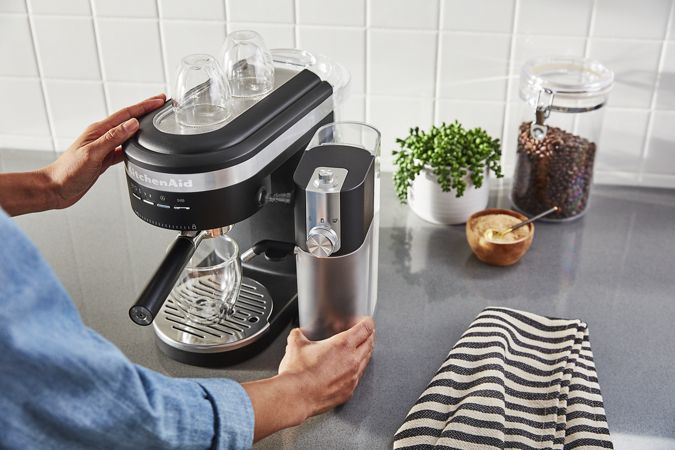 KitchenAid KES6404BM - Semi-Automatic Espresso Machine and Automatic Milk Frother Attachment - Matte Black