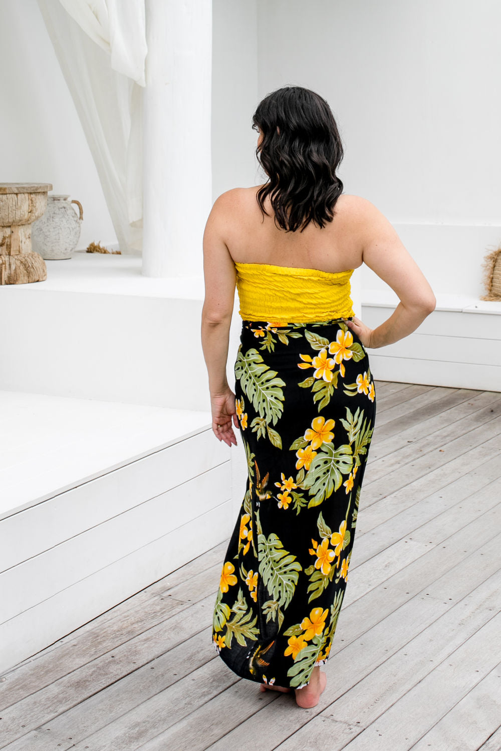 Sunshine Frangipani Sarong - Black