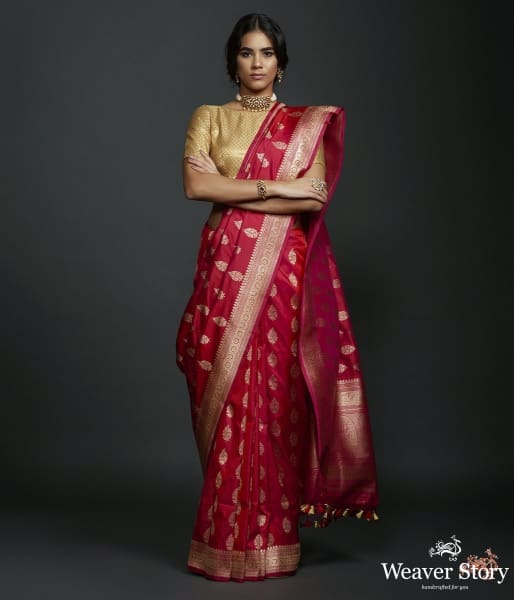 Pink and red dual tone kadhwa booti saree with beldaar border