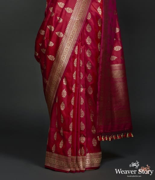 Pink and red dual tone kadhwa booti saree with beldaar border