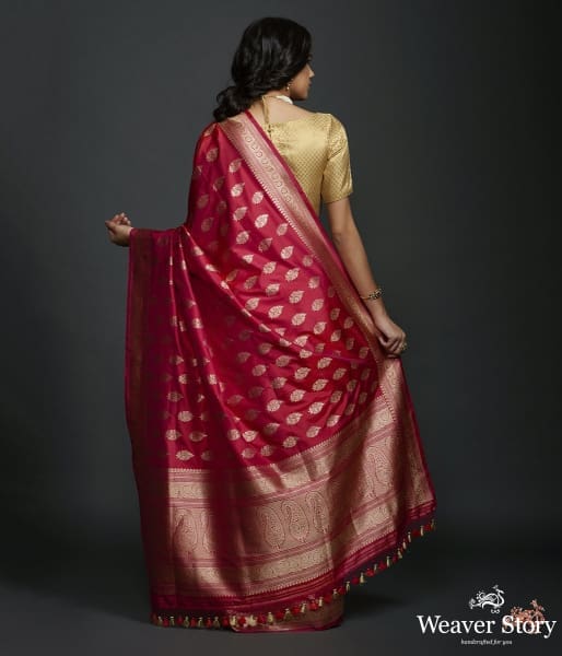 Pink and red dual tone kadhwa booti saree with beldaar border