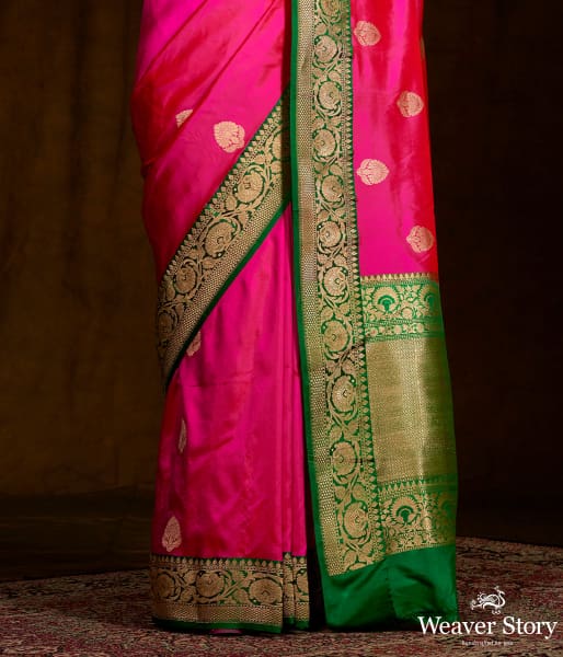 Majenta and Green Contrast Border Banarasi Saree with kadhwa Booti