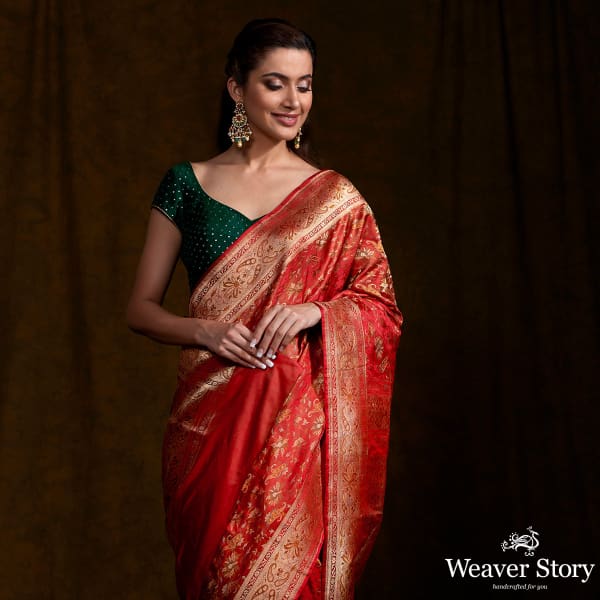 Handwoven Offwhite and Red Gharchola Saree