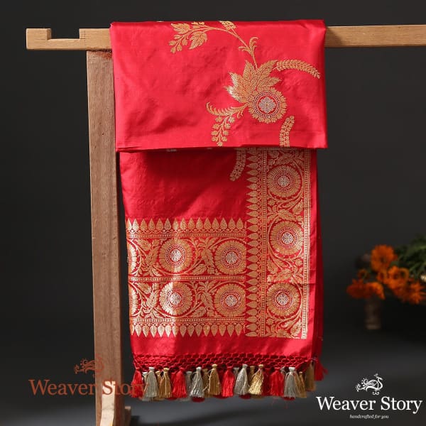 Handwoven Red Kadhwa Jangla Dupatta with Sona Rupa Zari