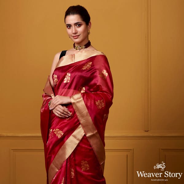 Handwoven Red Floral Boota Saree with Gold Zari Border