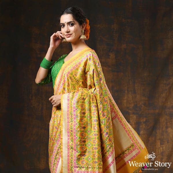 Handwoven Pink Banarasi Patola Saree