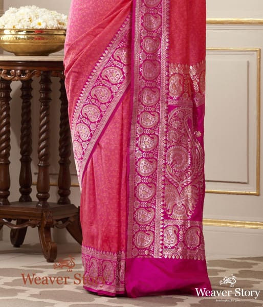 Handwoven Pink and Orange Banarasi Tanchoi Saree with Paisley Border