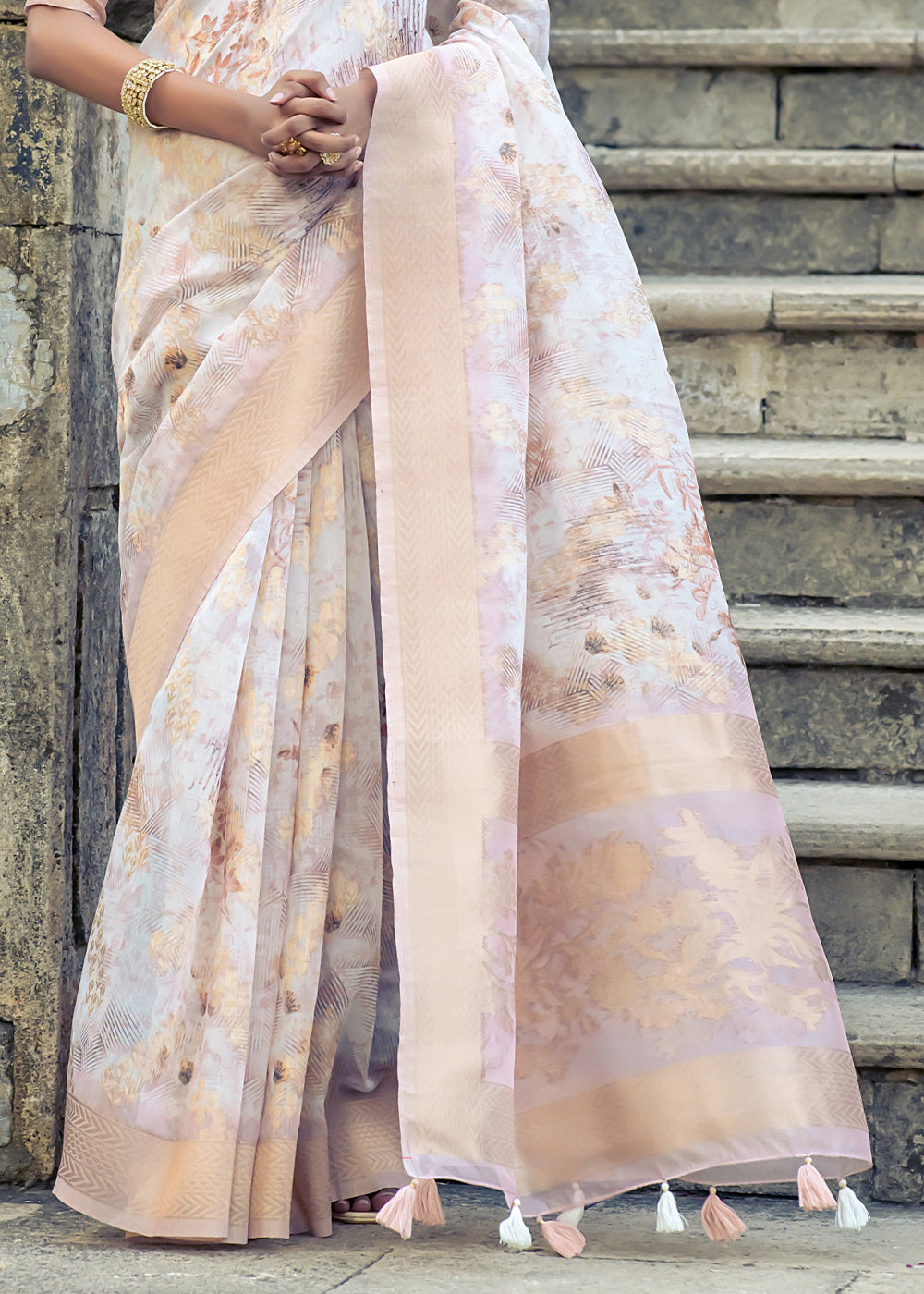 Shades Of Purple Floral Printed Silk Saree