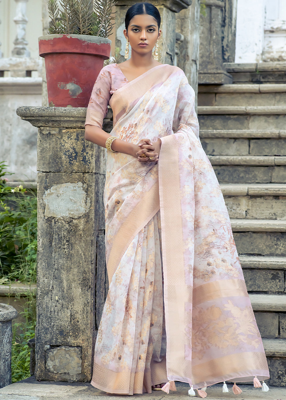 Shades Of Purple Floral Printed Silk Saree