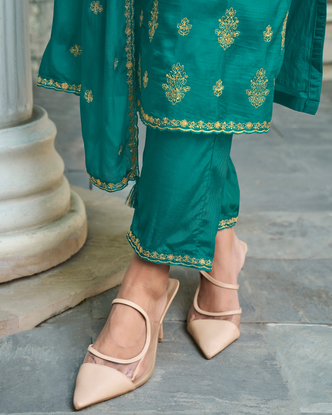 Sea Green Dola Silk Kurta with Bandhni Print & Zari Work. Paired with Santoon Straight Pants and Chinon Dupatta