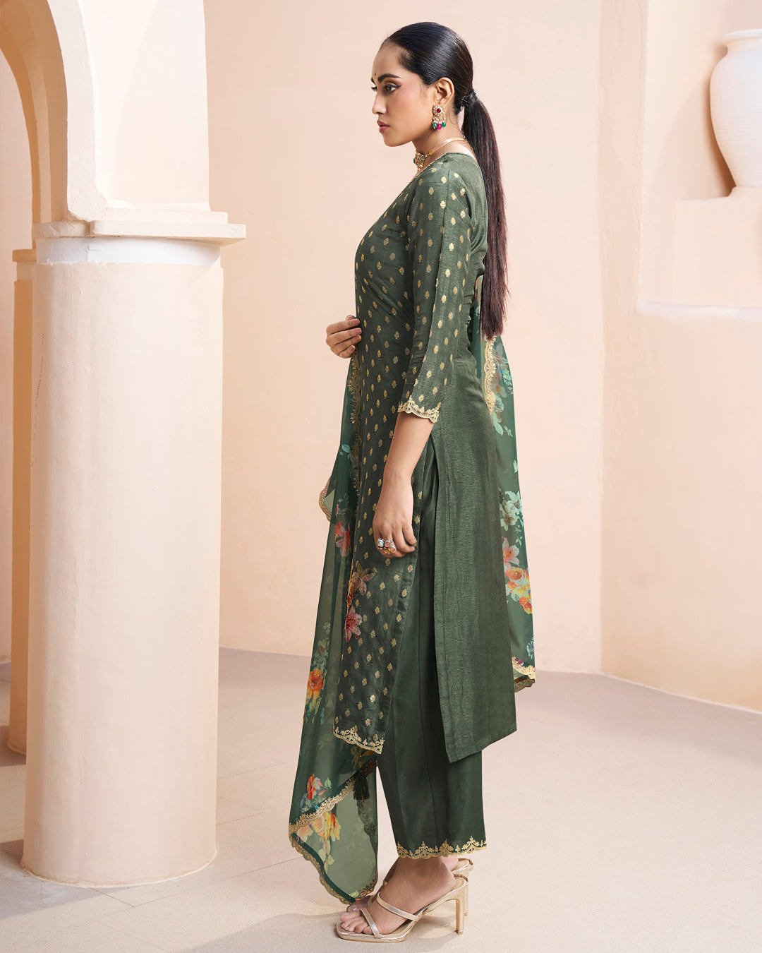 Dark Olive Green Dola Silk Kurta. Paired with Santoon Straight Pants and Organza Scalloped Dupatta