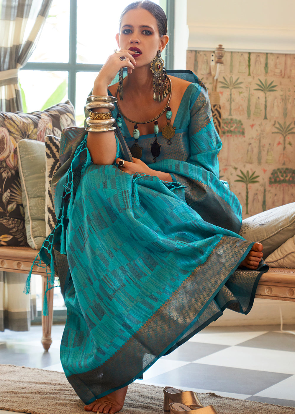 Cerulean Blue Two Tone Handloom Weaving Organza Silk Saree