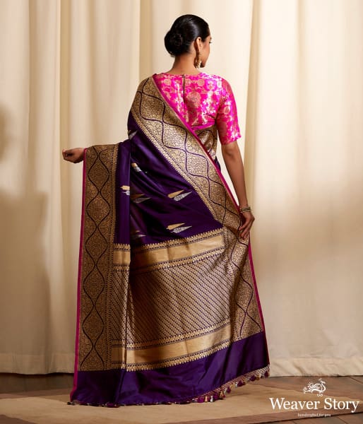 Handwoven Purple Kadhwa Twin Leaf Motif Saree with Wave Border