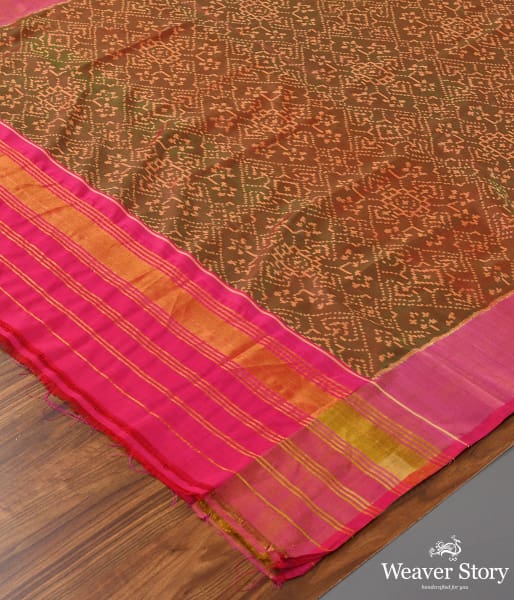 Handwoven Pink and Green dual tone single Ikat  Patola Duatta