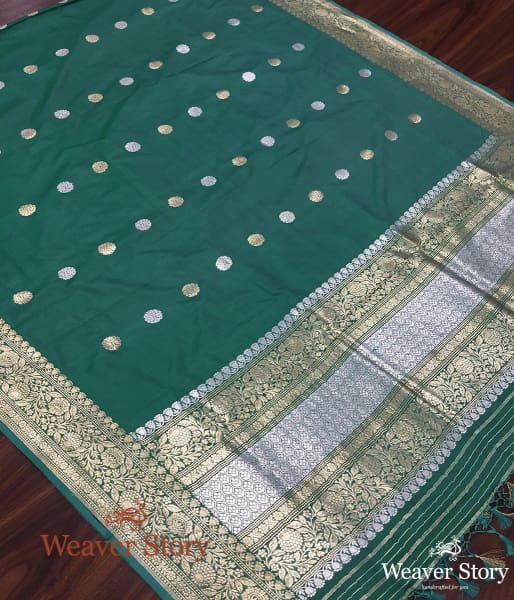 Handwoven Green Banarasi Dupatta with Kadhwa Booti