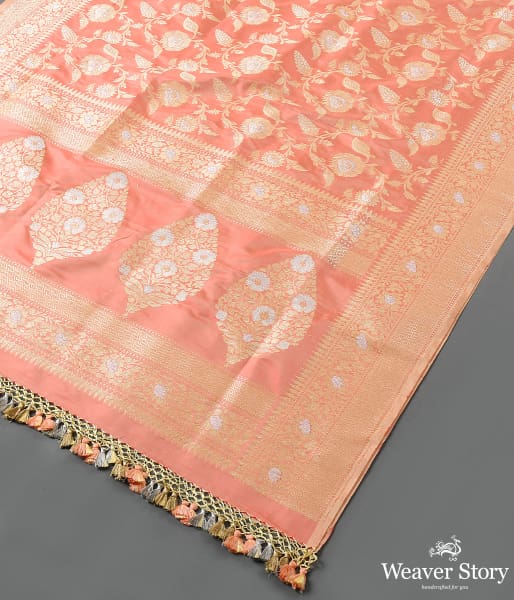 Handwoven Peach Kadhwa Jangla Dupatta with Elaborate Pallu