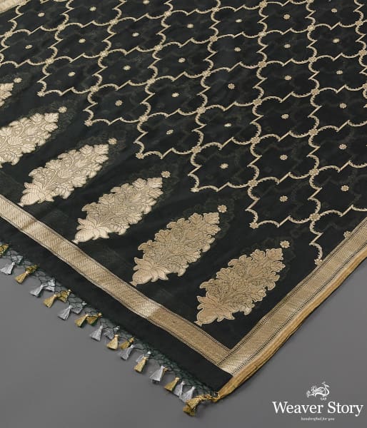 Handwoven Green Kora Silk Jaal Dupatta