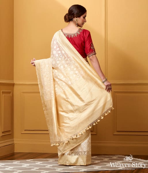 Handwoven Beige Kora Cotton Patola Saree