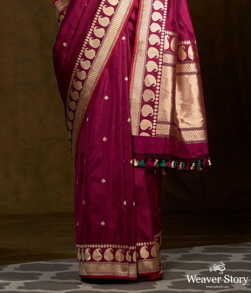 Handwoven Purple Dual Tone Paisley Border Saree