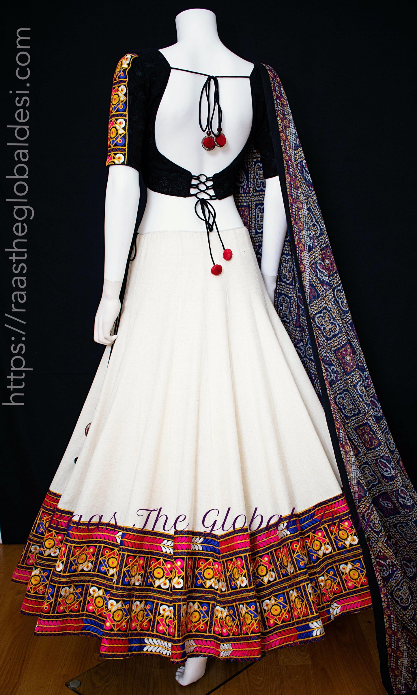 Esme Kutchi Embroidered White Lehenga Choli Set