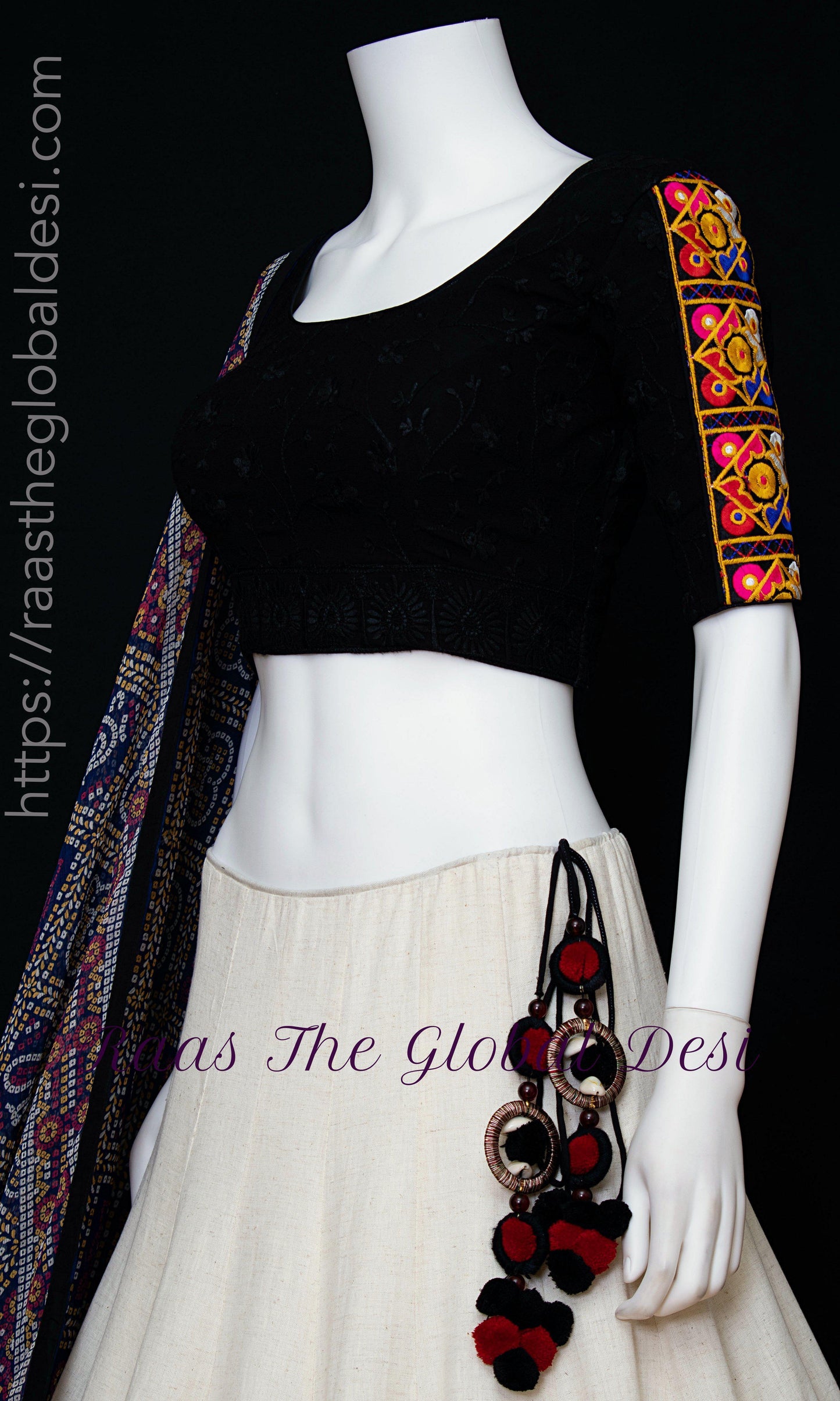 Esme Kutchi Embroidered White Lehenga Choli Set