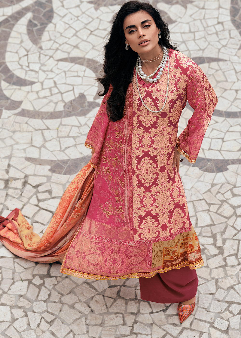 Shades Of Pink Digitally Printed Muslin Silk Salwar Suit