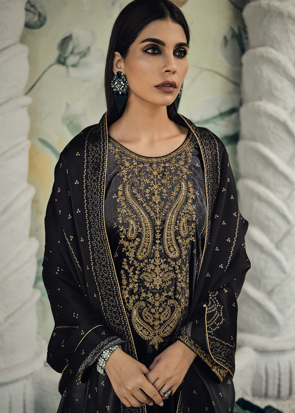 Grease Black Bandhani Printed Velvet Salwar Suit With Embroidery Work