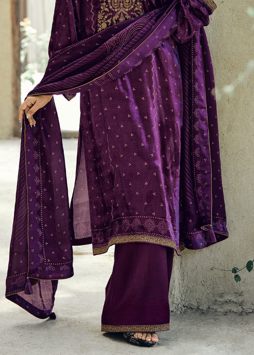 Mardi Gras Purple Bandhani Printed Velvet Salwar Suit With Embroidery Work: Top Pick