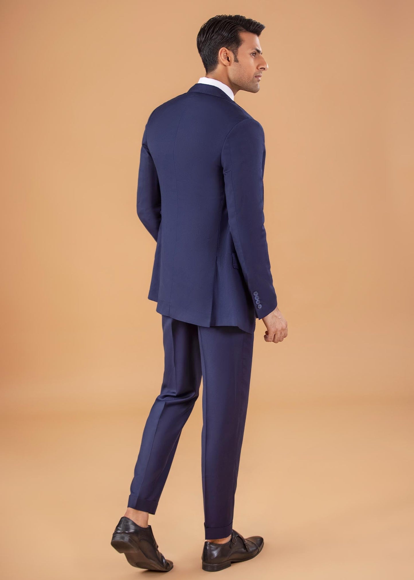 Three Piece Suit - Peak Lapel - Navy Blue